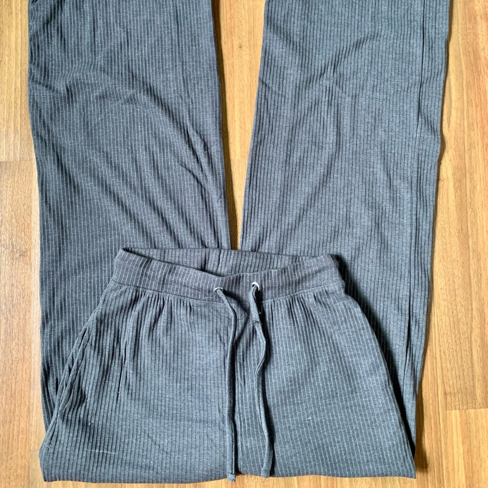Missguided Pants - Picture 3 of 4